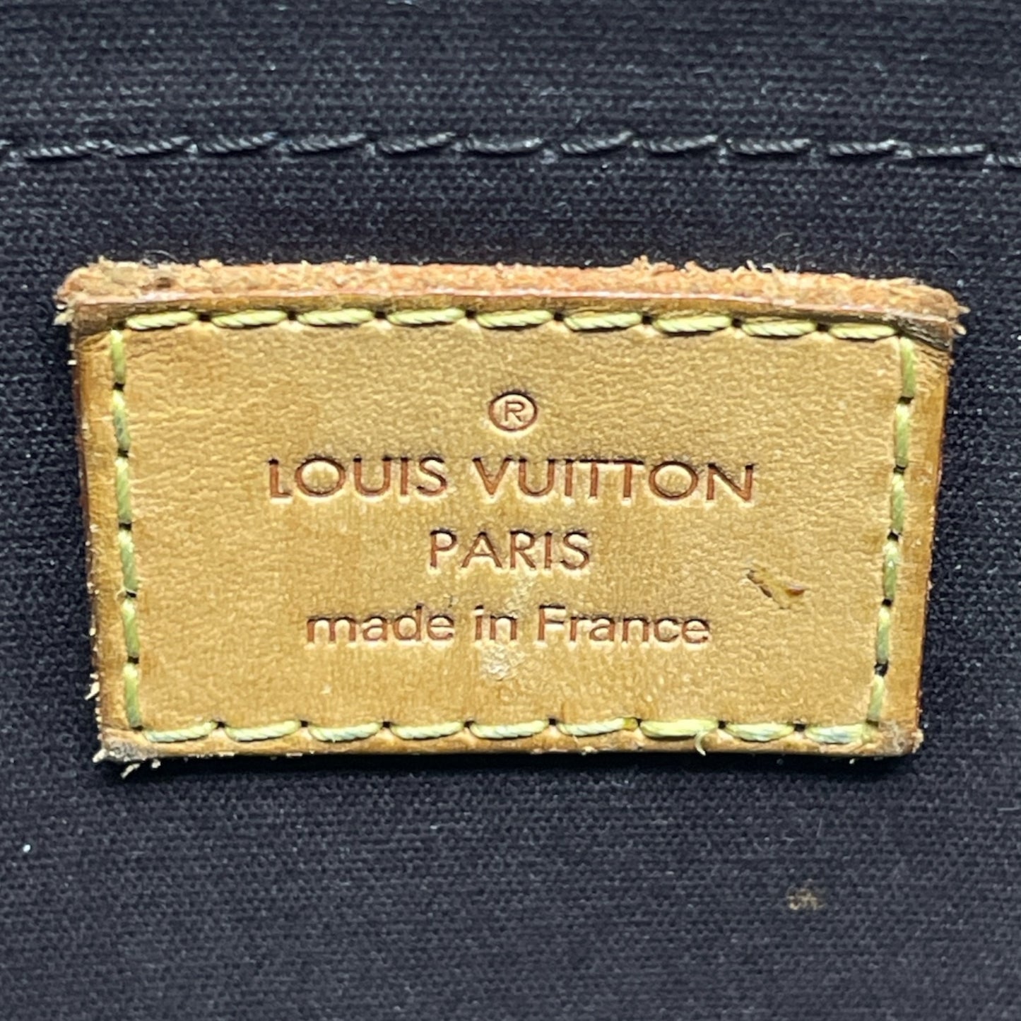 Handbag Luxury Designer By Louis Vuitton, Size: Medium