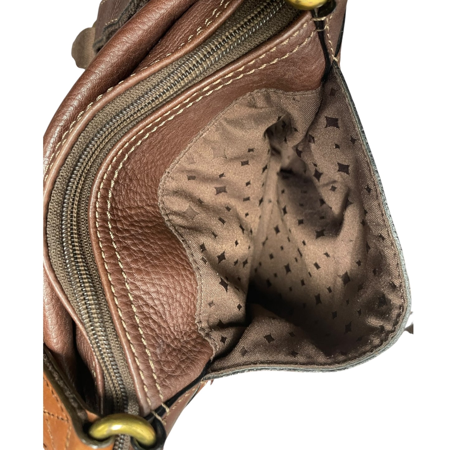 Crossbody By Fossil, Size: Medium