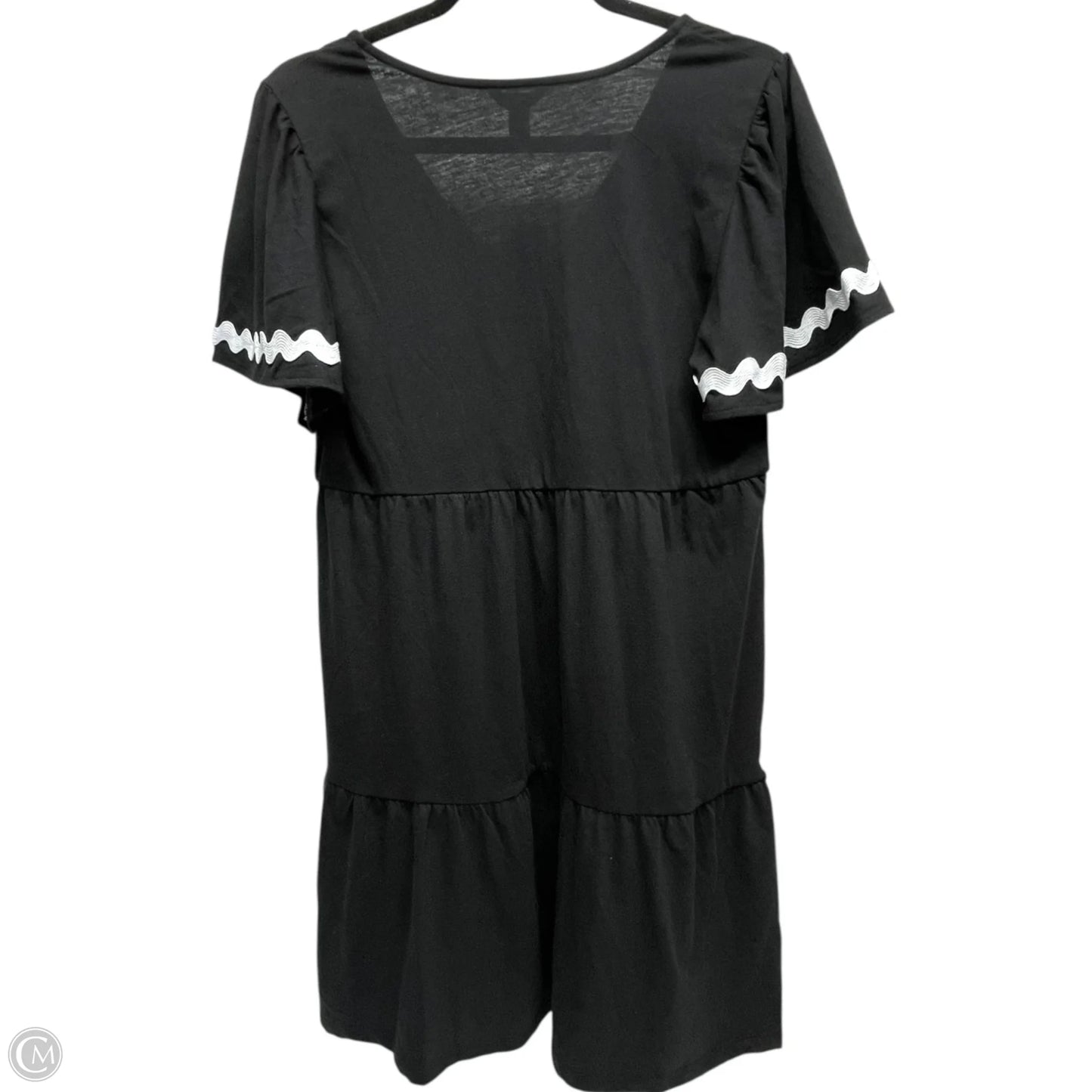 Dress Casual Short By Cato In Black & White, Size: M