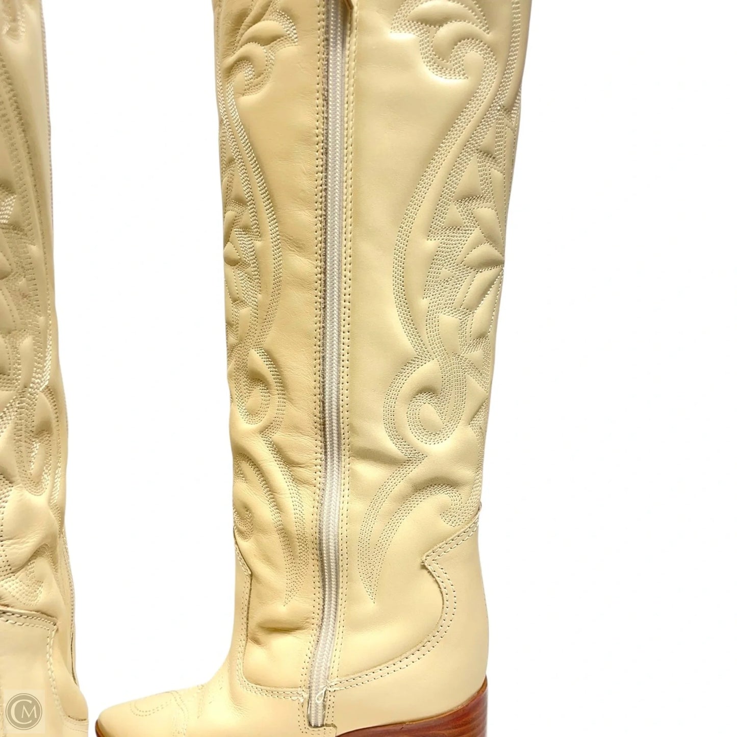 Boots Western By SCHUTZ In Cream, Size: 5.5