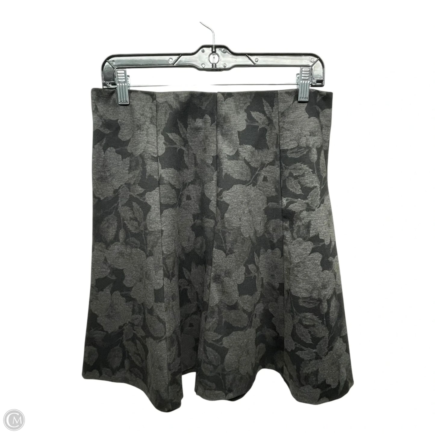 Skirt Mini & Short By Roz And Ali In Grey, Size: S