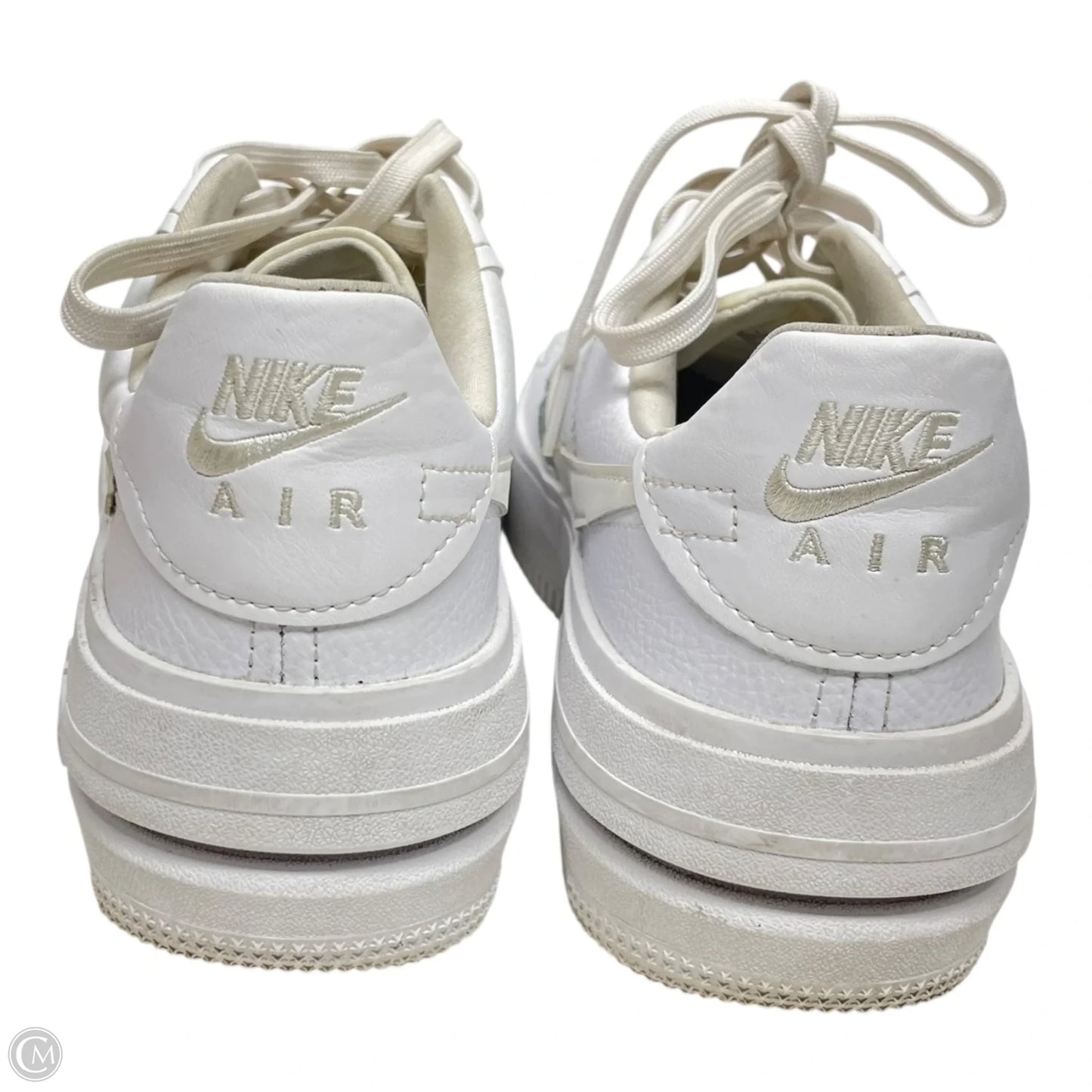 Shoes Sneakers By Nike In White, Size: 8