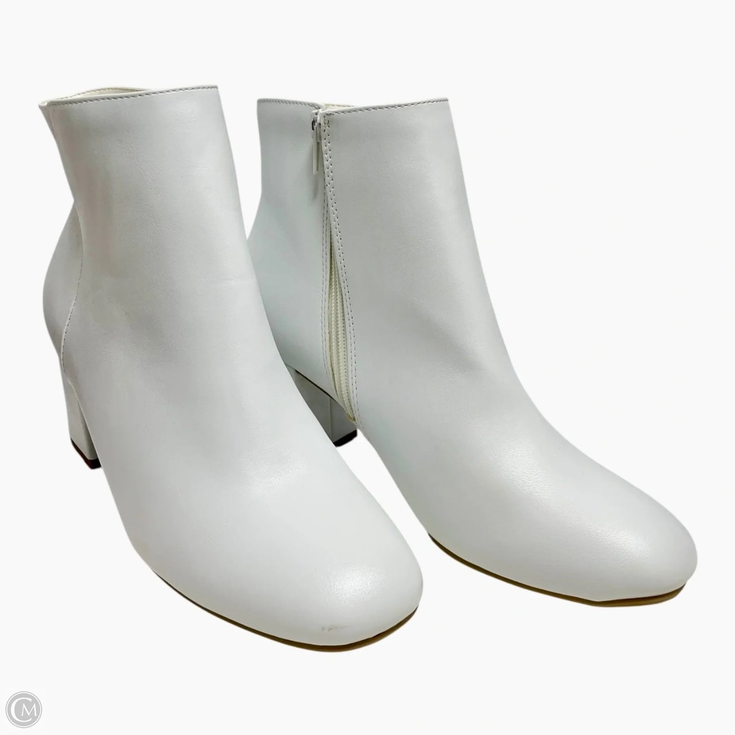 Boots Ankle Heels By Clothes Mentor In White, Size: 9