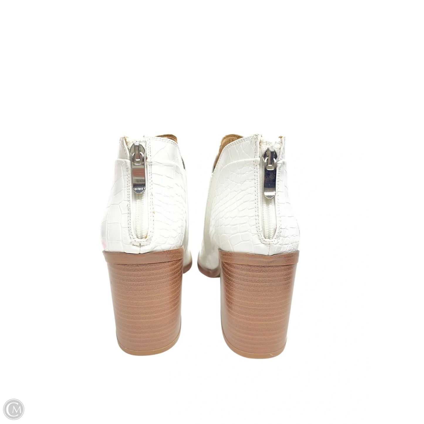 Boots Ankle Heels By Clothes Mentor In White, Size: 10
