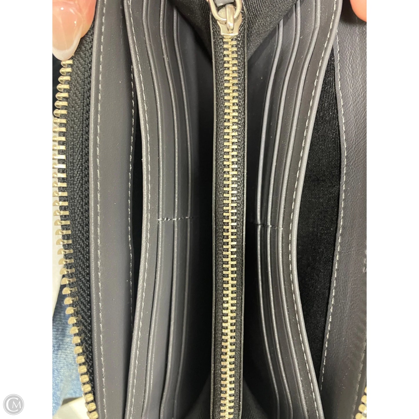 Wallet Luxury Designer By Marc Jacobs, Size: Medium