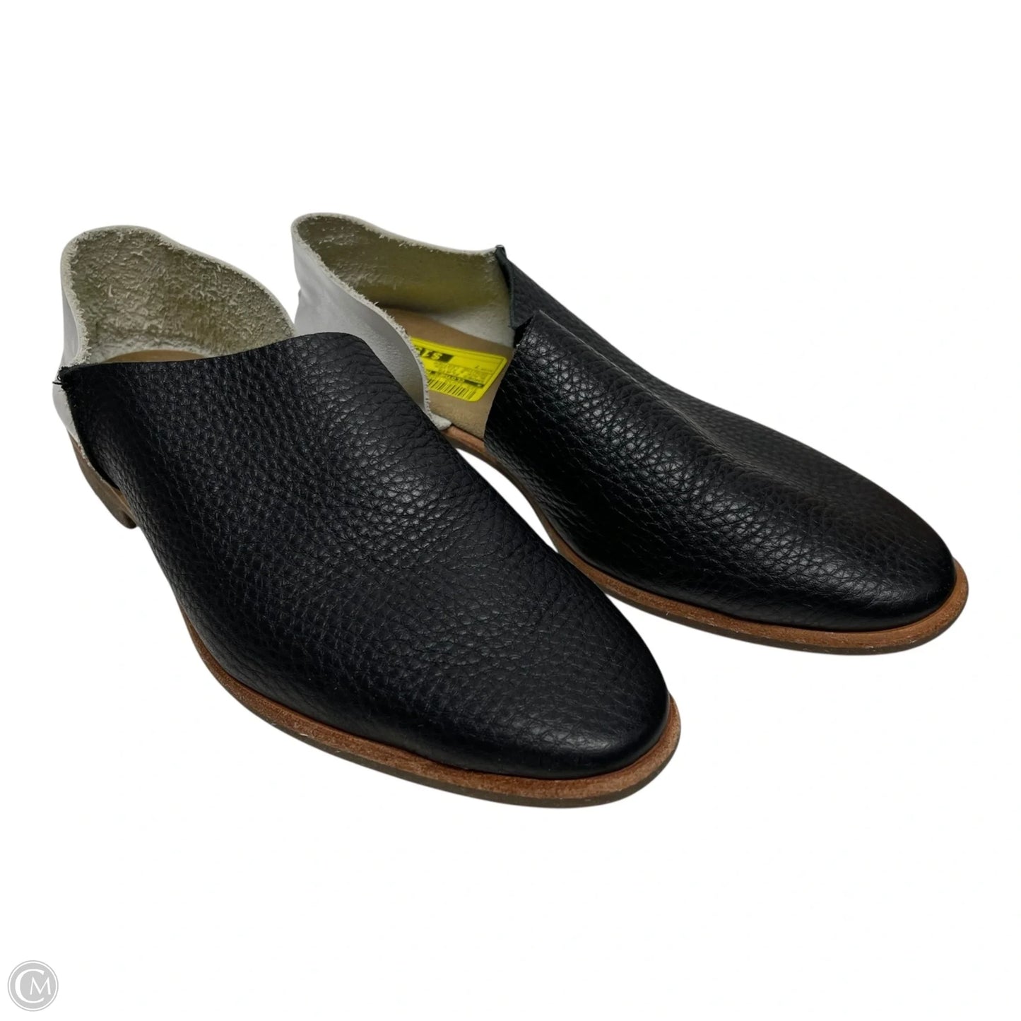 Shoes Flats By Clothes Mentor In Black & Silver, Size: 7