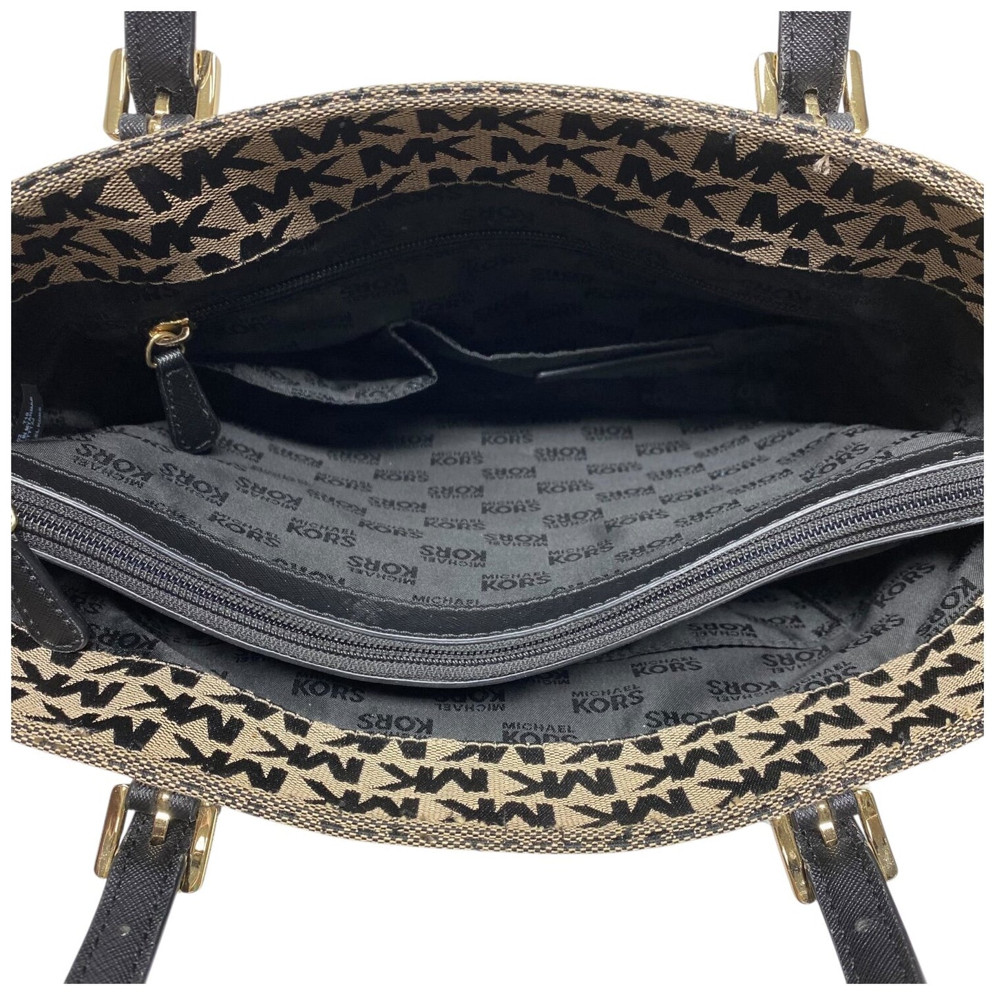 Handbag By Michael By Michael Kors Size: Medium