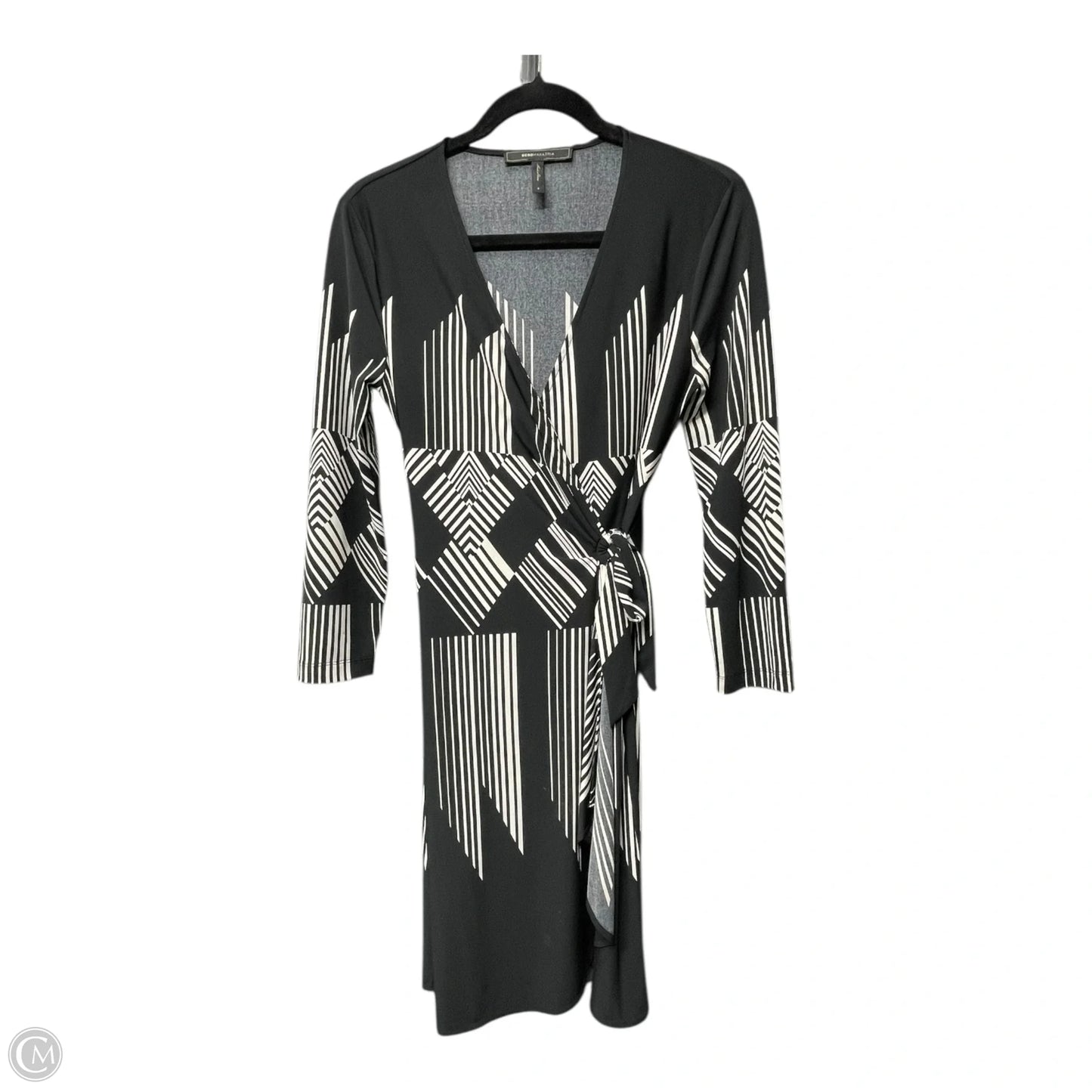 Dress Casual Short By Bcbgmaxazria In Black & Cream, Size: S
