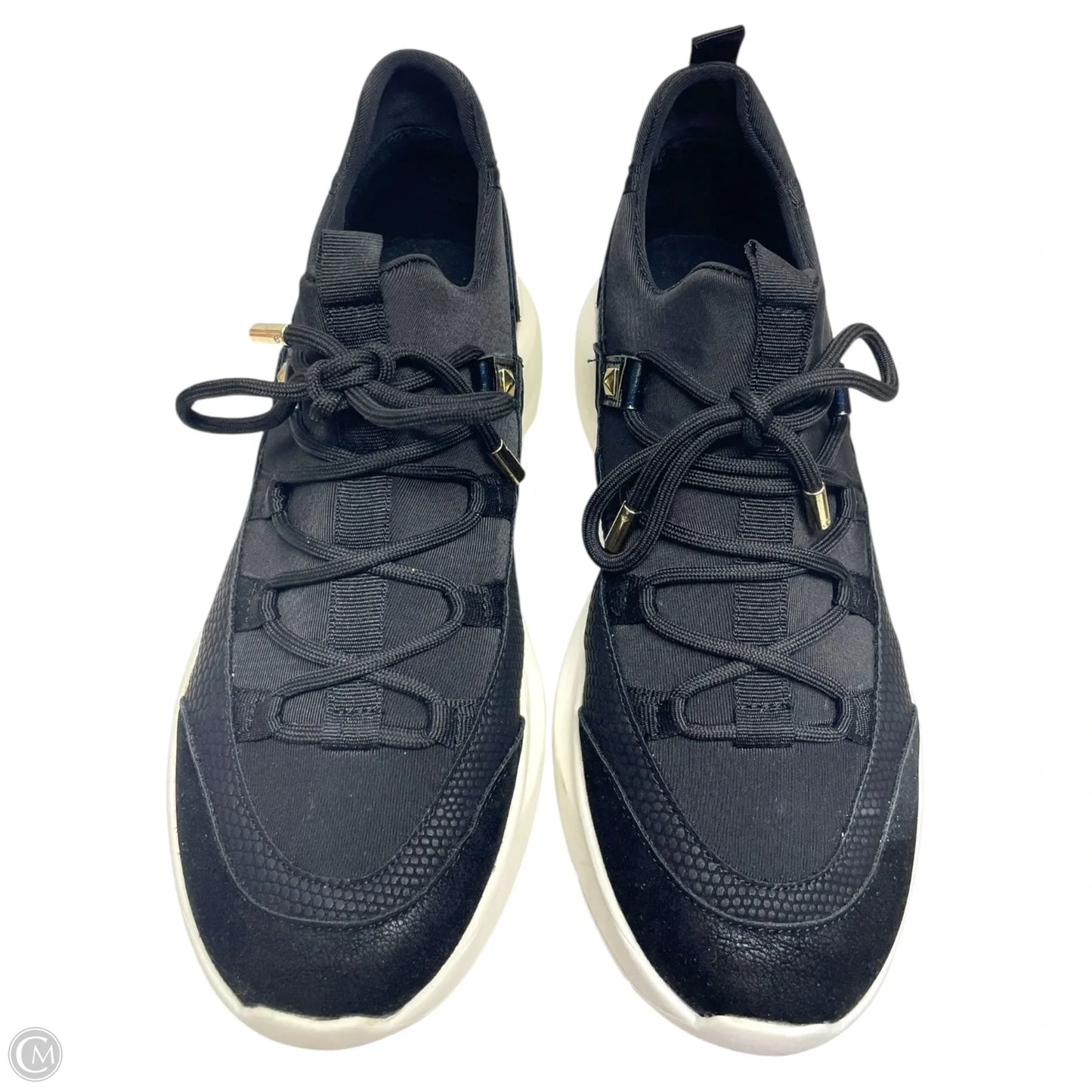 Shoes Sneakers By Clothes Mentor In Black & White, Size: 8