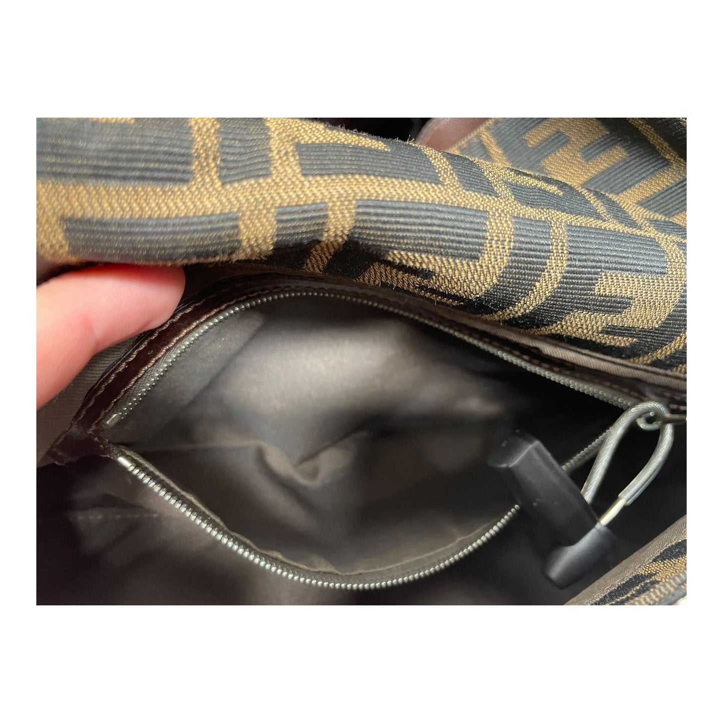 Handbag Luxury Designer By Fendi, Size: Small