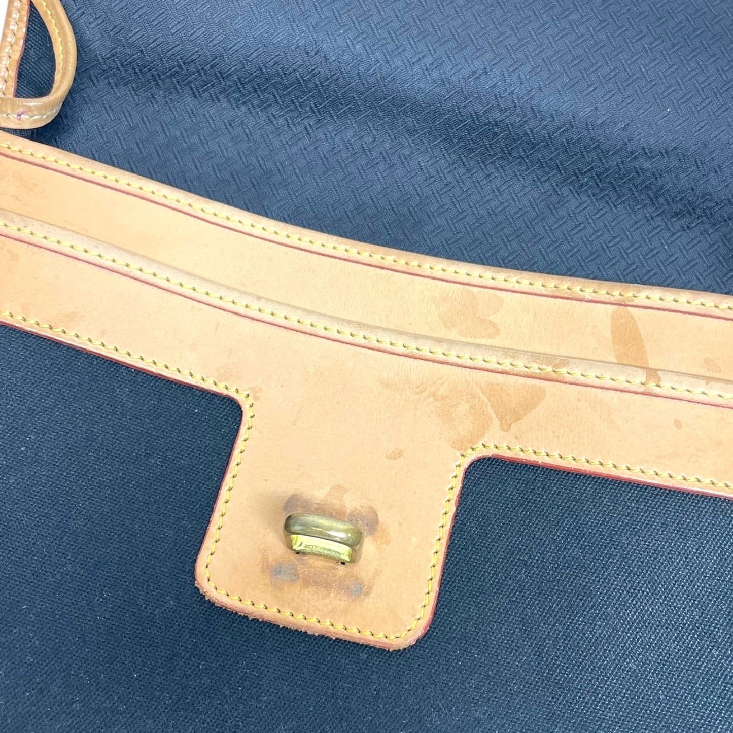 Crossbody Designer By Dooney And Bourke, Size: Medium