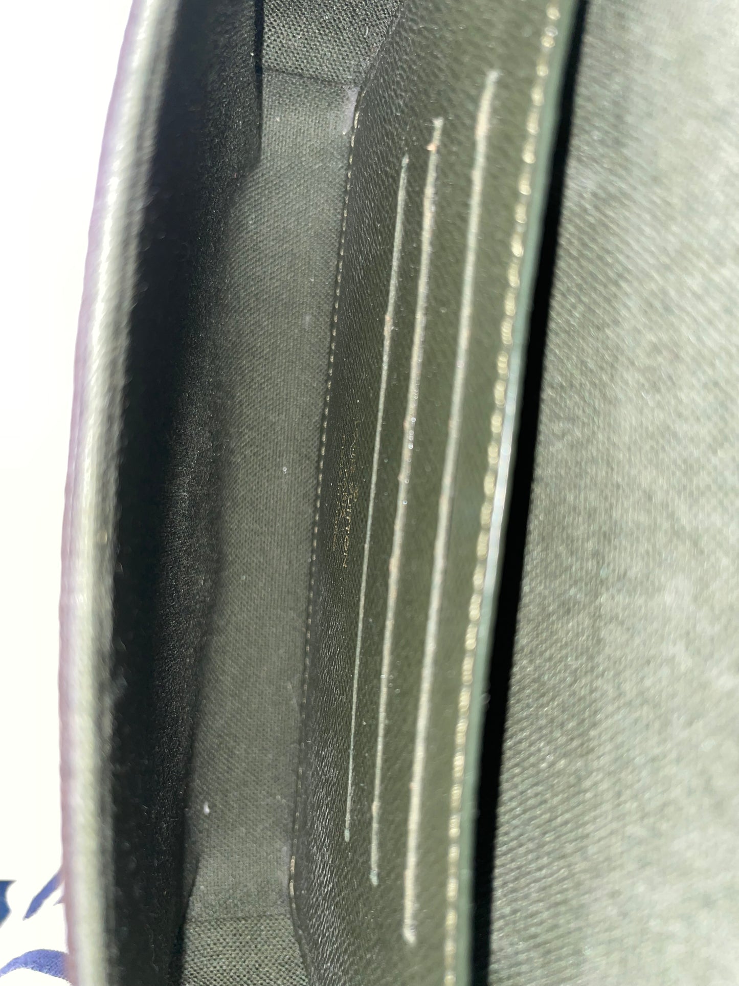 Crossbody Luxury Designer By Louis Vuitton, Size: Small