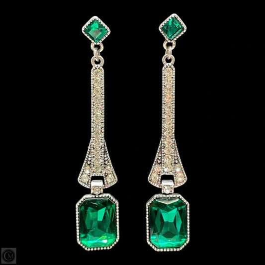 Earrings Dangle/drop By Clothes Mentor