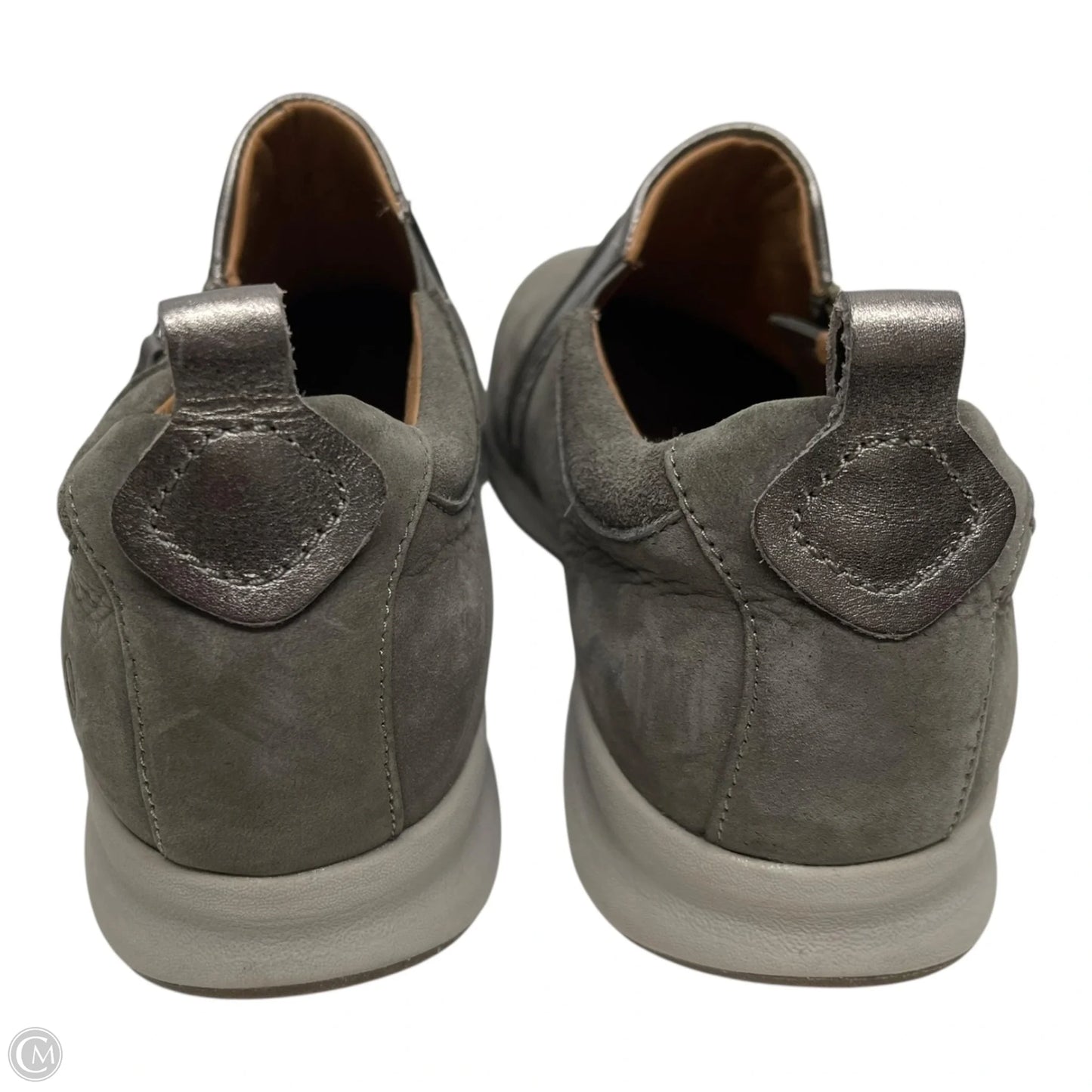 Shoes Sneakers By Clarks In Grey, Size: 9