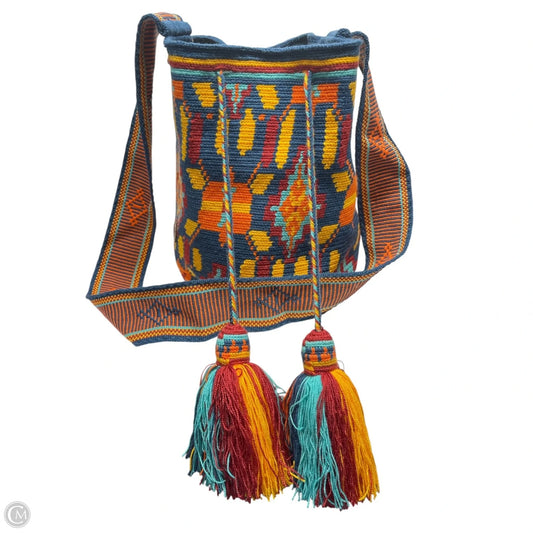 Accessory Label By HERENCIA WAYUU , Size: Medium
