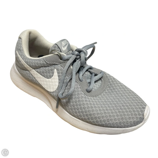 Shoes Athletic By Nike In Grey, Size: 6.5