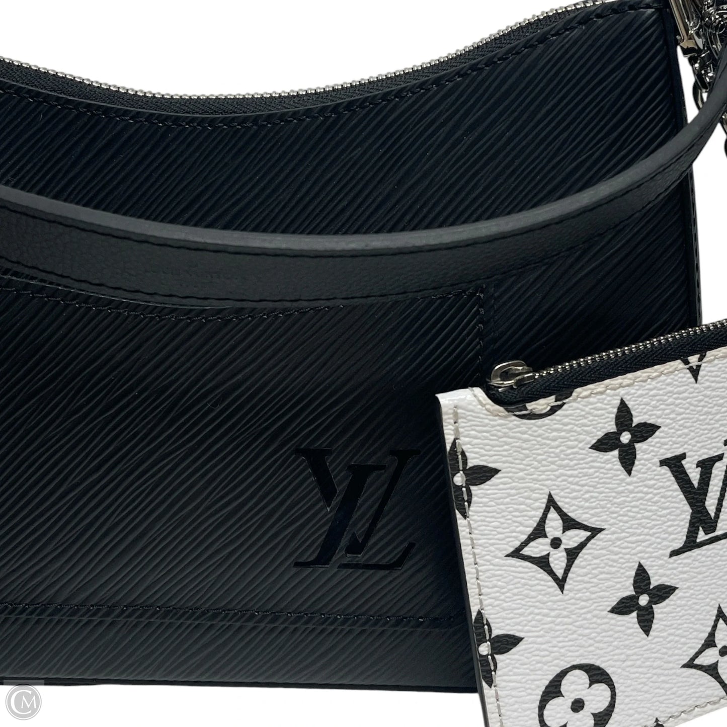 Crossbody Luxury Designer By Louis Vuitton, Size: Medium