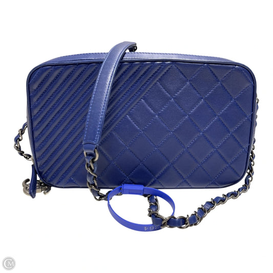 Crossbody Luxury Designer By Chanel, Size: Small