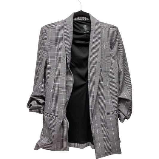 Blazer By Clothes Mentor In Plaid Pattern, Size: L