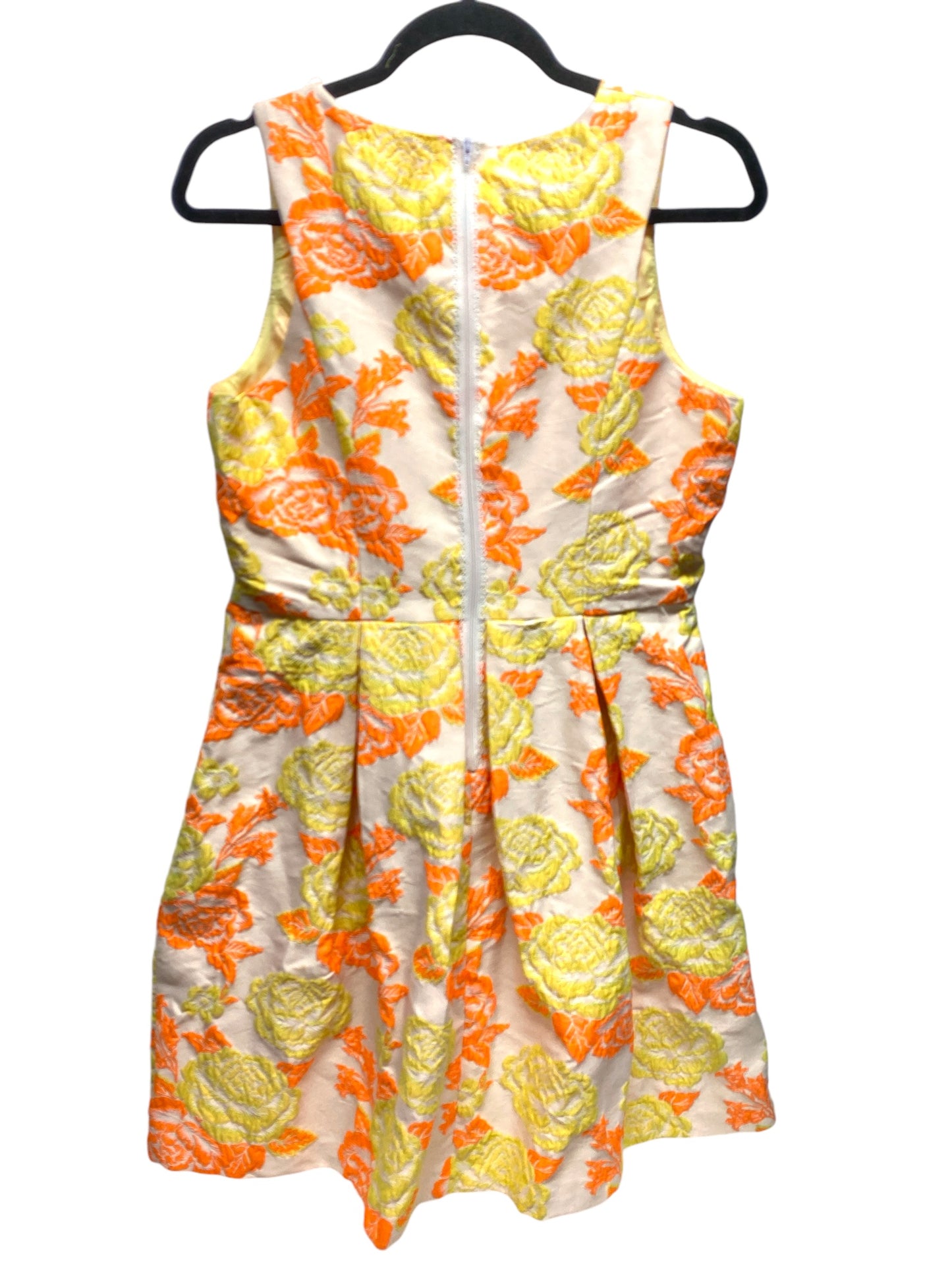 Dress Casual Short By Luxe In White & Yellow, Size: 8