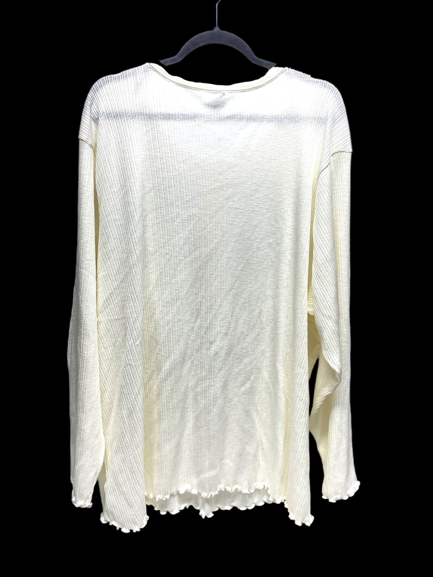 Top Long Sleeve By Old Navy In Cream, Size: 4x