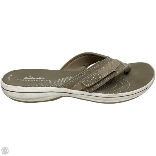 Sandals Flats By Clarks In Taupe, Size: 7