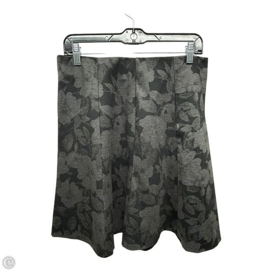 Skirt Mini & Short By Roz And Ali In Grey, Size: S