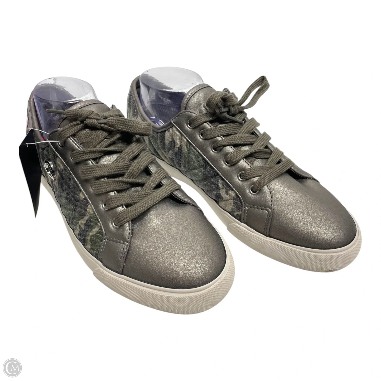 Shoes Sneakers By Guess In Camouflage Print, Size: 10