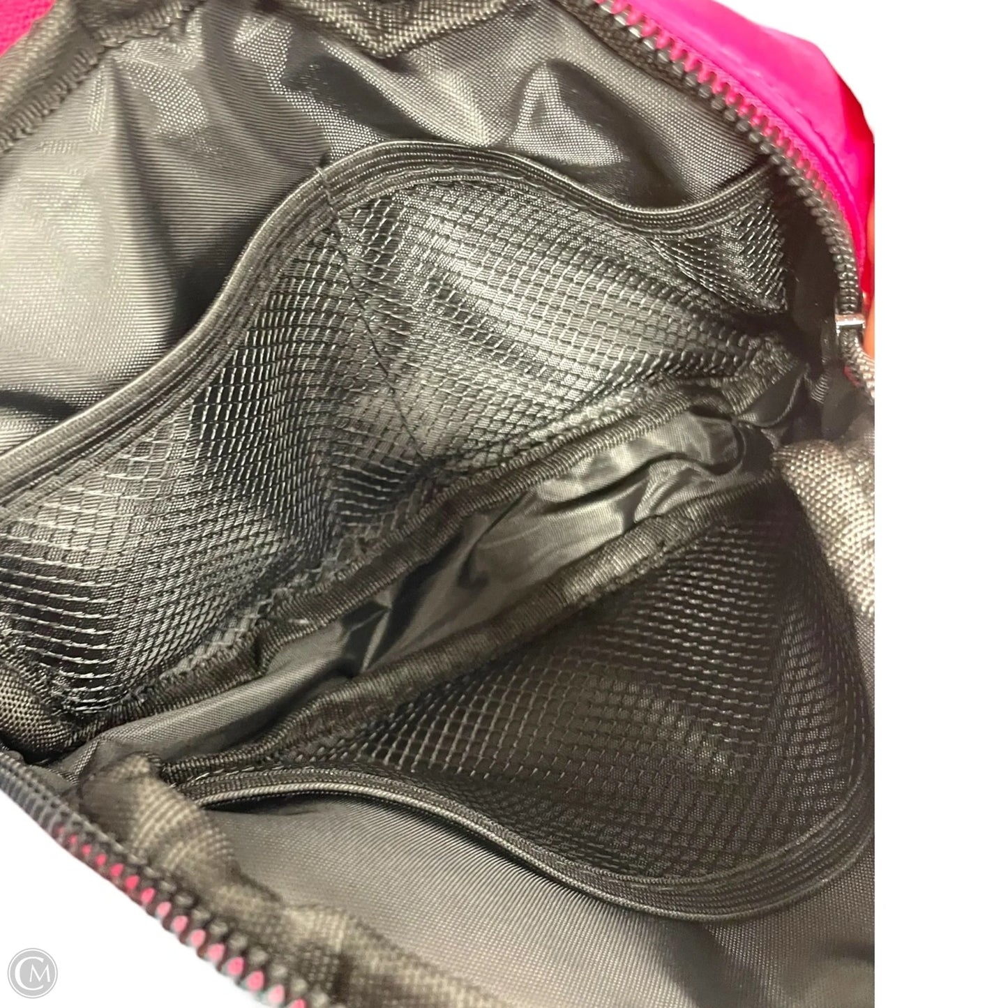 Belt Bag By Clothes Mentor, Size: Medium