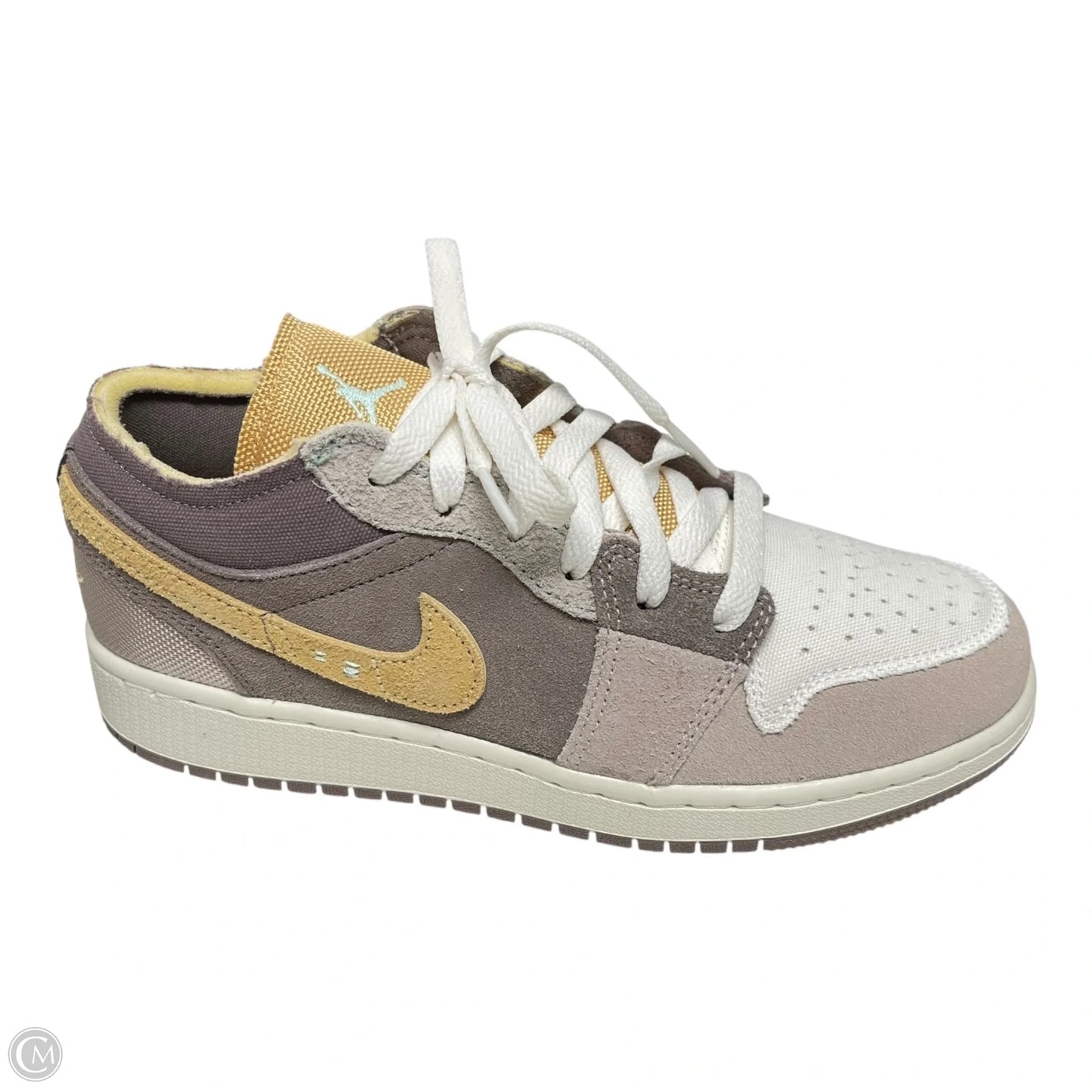 Shoes Luxury Designer By Jordan In Mauve, Size: 7