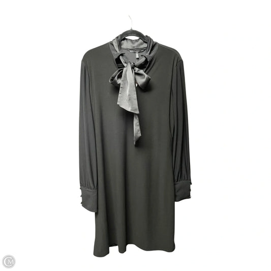 Dress Casual Short By White House Black Market In Black, Size: L