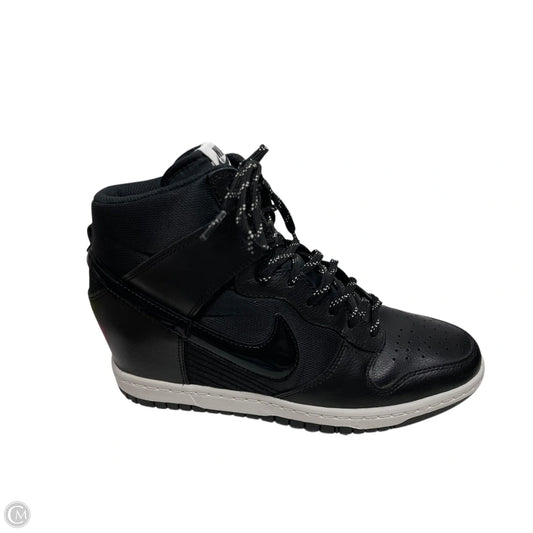 Shoes Sneakers By Nike In Black & White, Size: 9