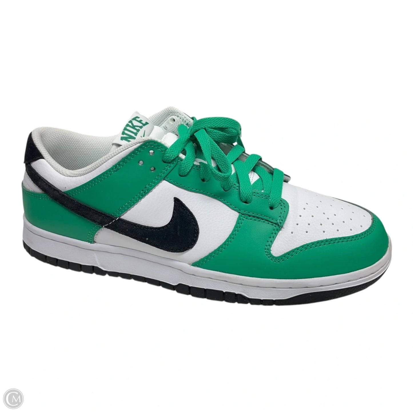 Shoes Sneakers By Nike In Green & White, Size: 10.5