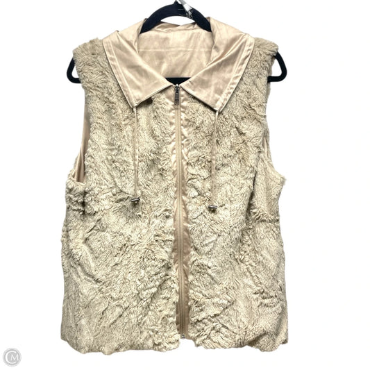 Vest Faux Fur & Sherpa By Clothes Mentor In Tan, Size: L
