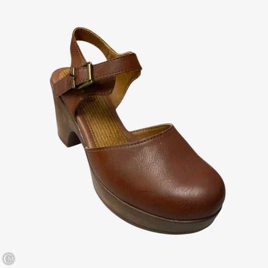 Shoes Heels Block By Boc In Brown, Size: 6