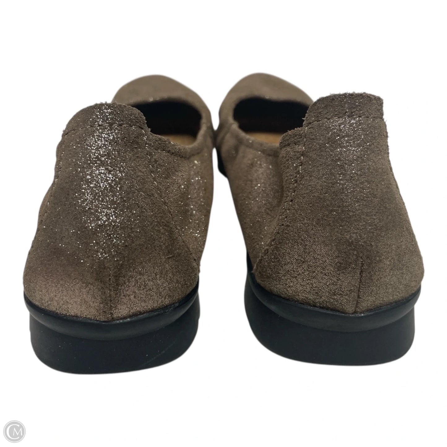 Shoes Flats By Clarks In Gold, Size: 9.5