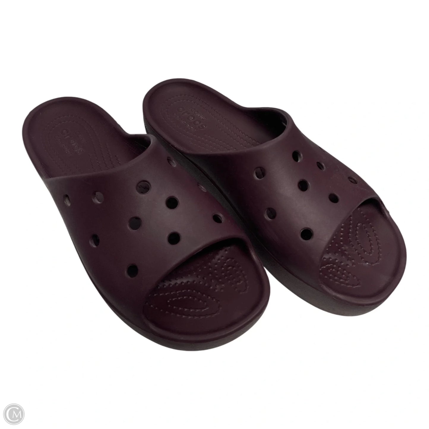 Sandals Flats By Crocs In Maroon, Size: 9