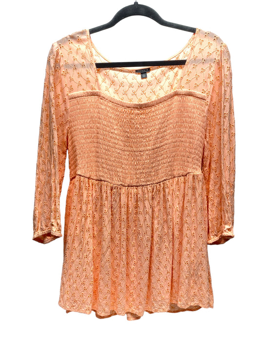 Top Long Sleeve By Torrid In Peach, Size: Xl