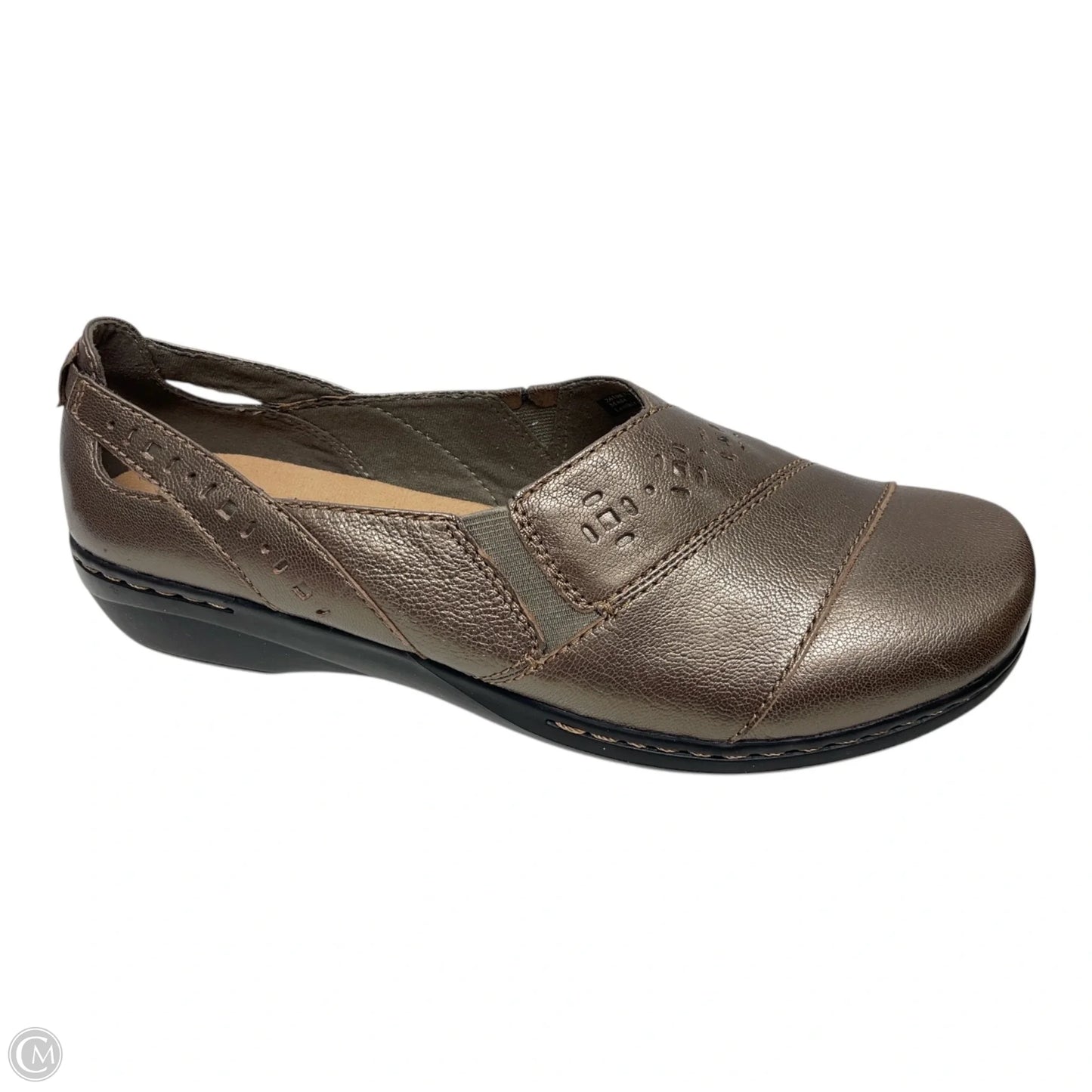 Shoes Flats By Clarks In Bronze, Size: 11