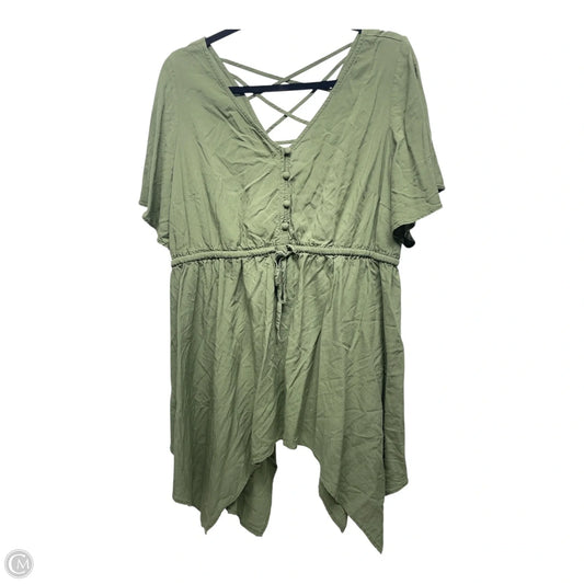 Top Short Sleeve By Torrid In Green, Size: Xl