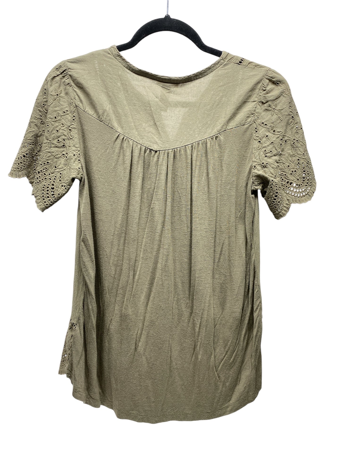 Top Short Sleeve By Knox Rose In Green, Size: S