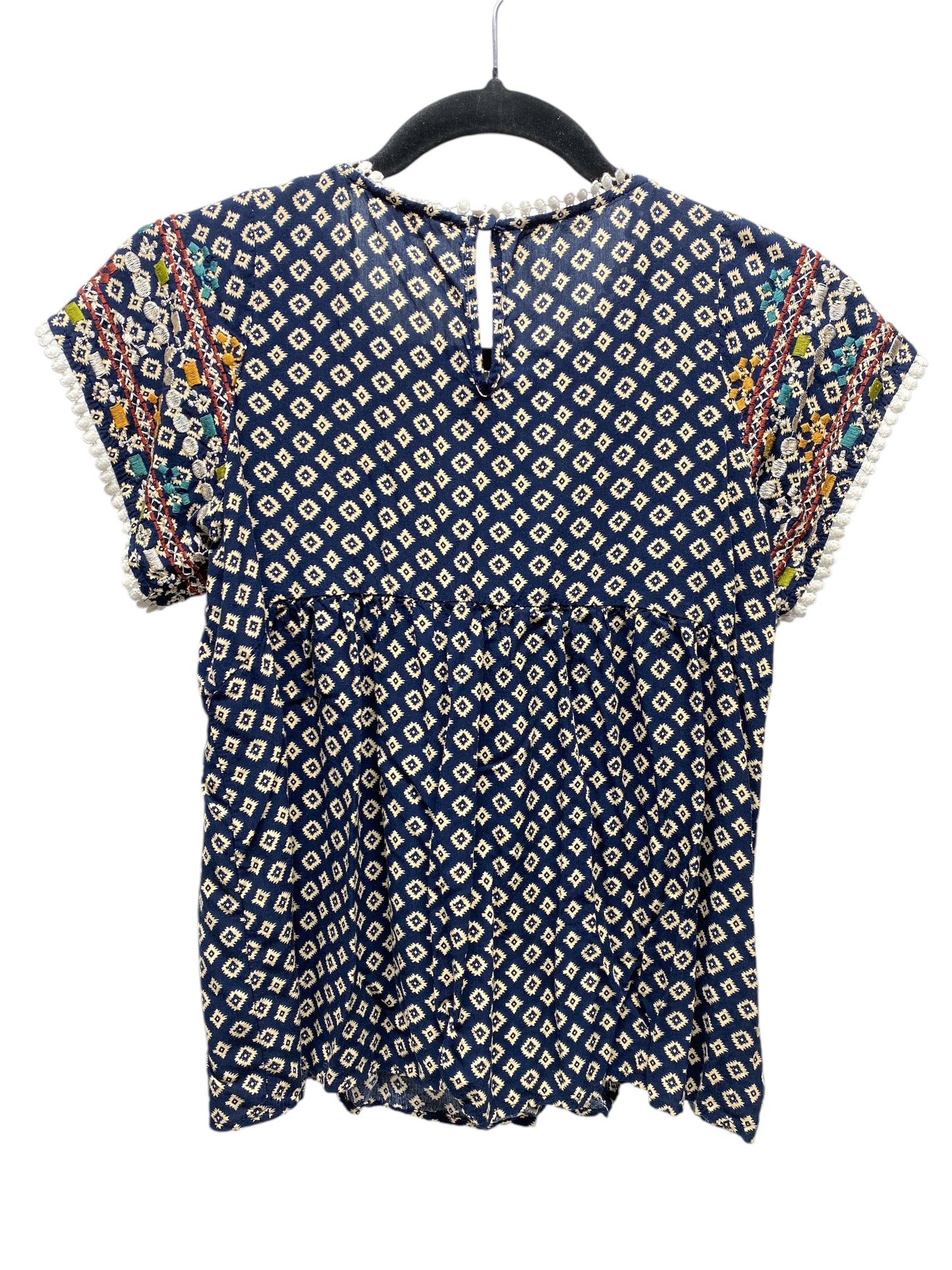 Top Short Sleeve By Thml In Multi-colored, Size: Xs