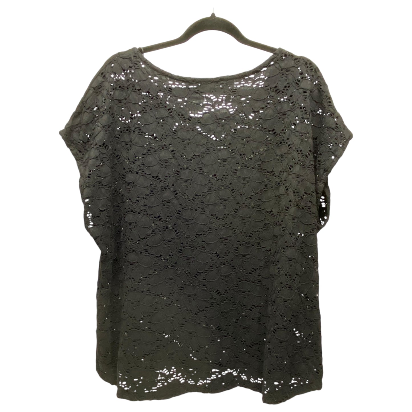 Top Short Sleeve By Chaus In Black, Size: L