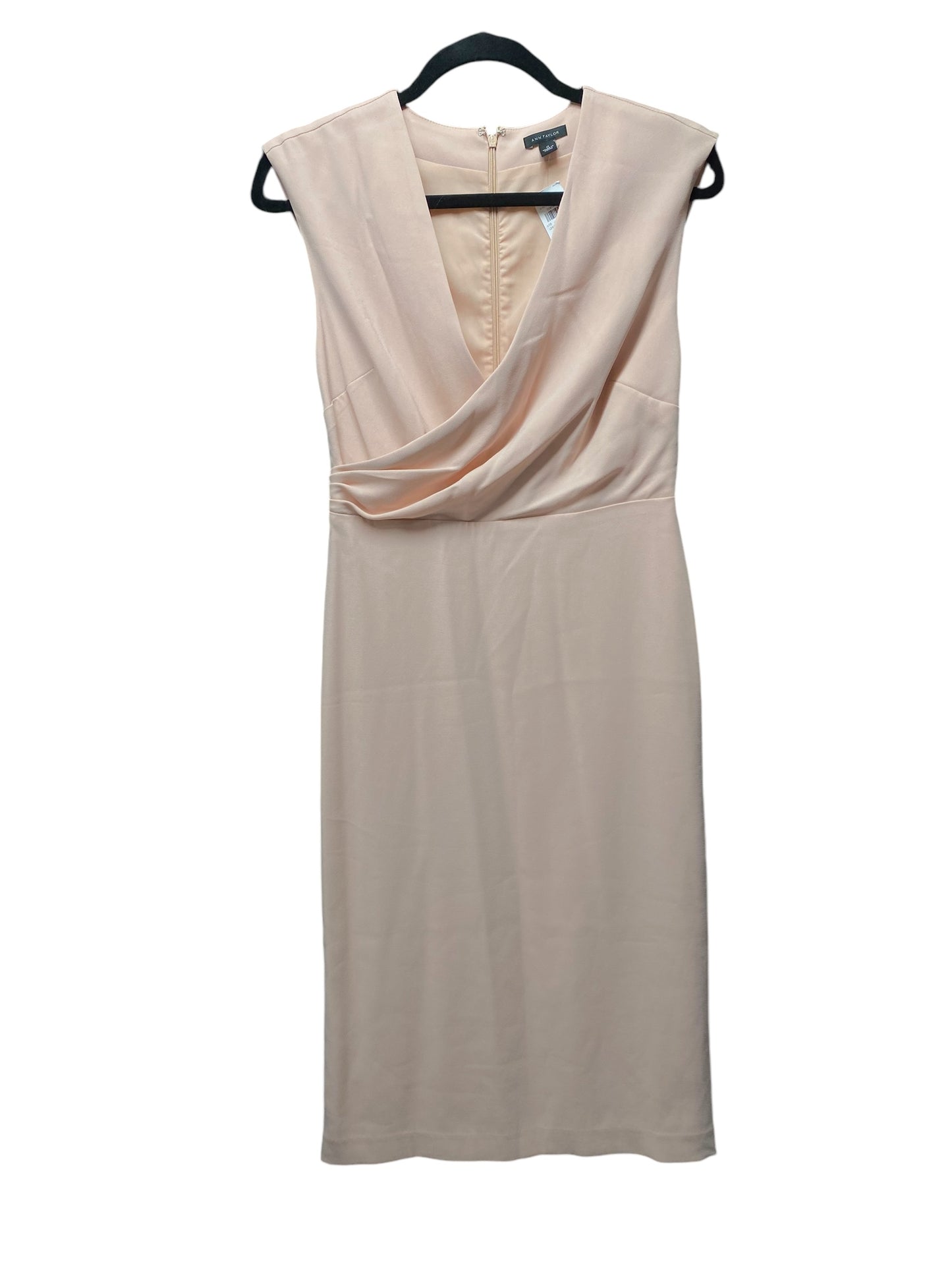 Dress Casual Short By Ann Taylor In Beige, Size: 0