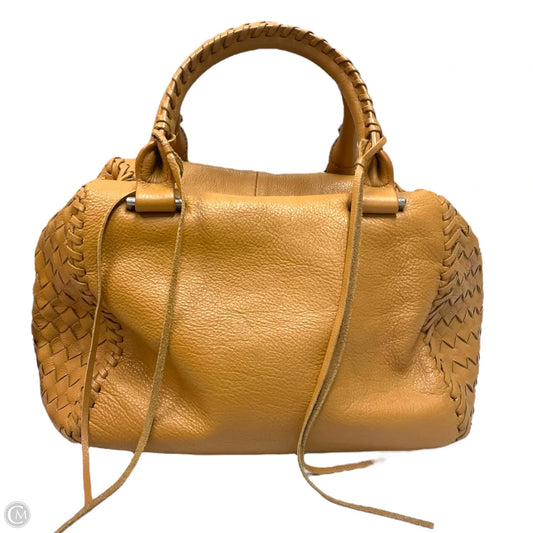 Handbag By Clothes Mentor, Size: Medium