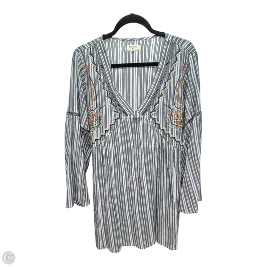 Dress Casual Short By World Market In Grey & White, Size: L