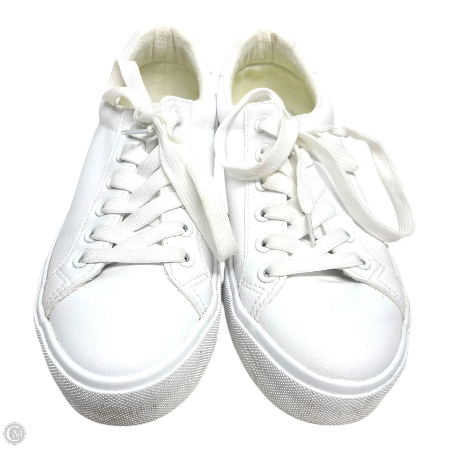 Shoes Sneakers By Clothes Mentor In White, Size: 7