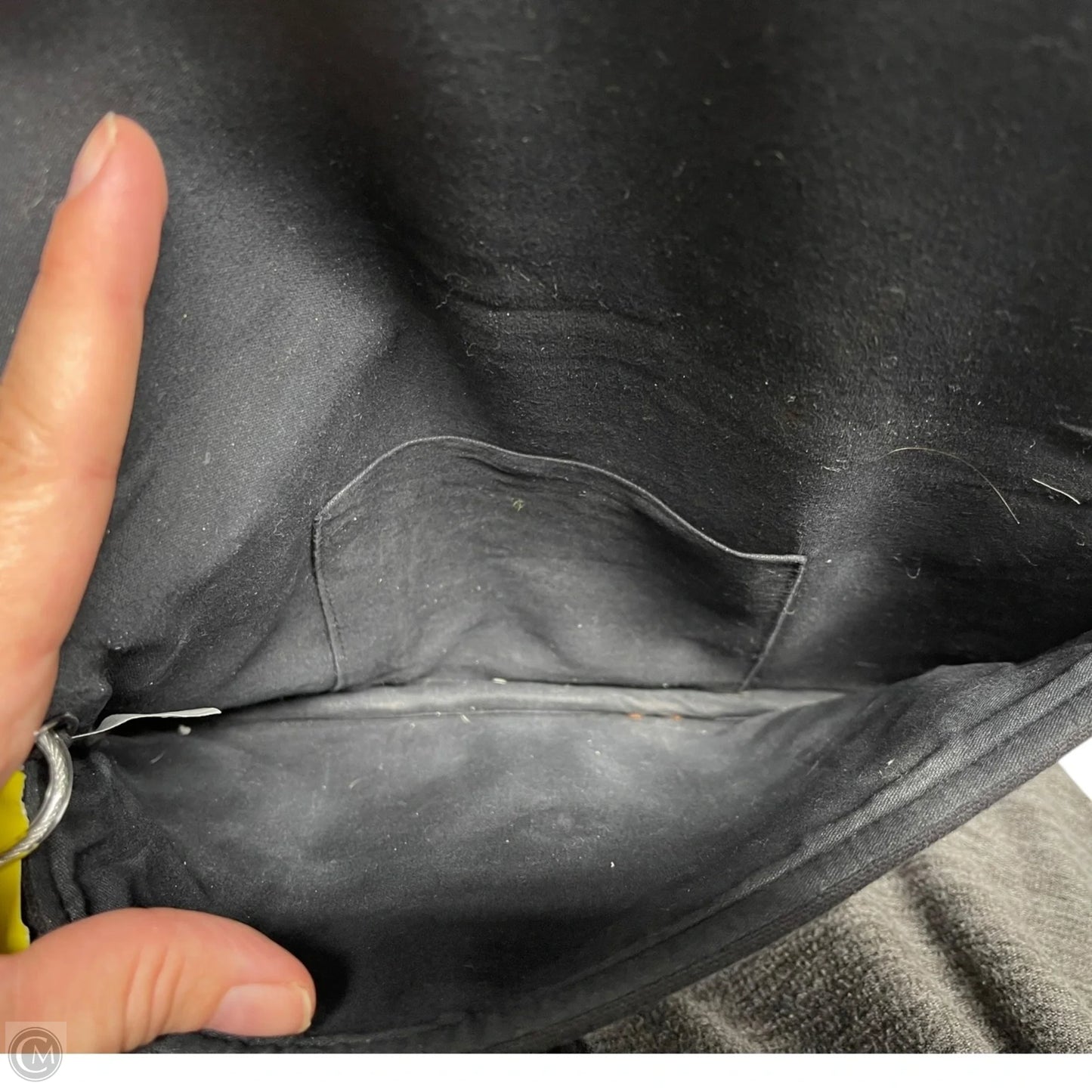 Clutch By Clothes Mentor, Size: Small