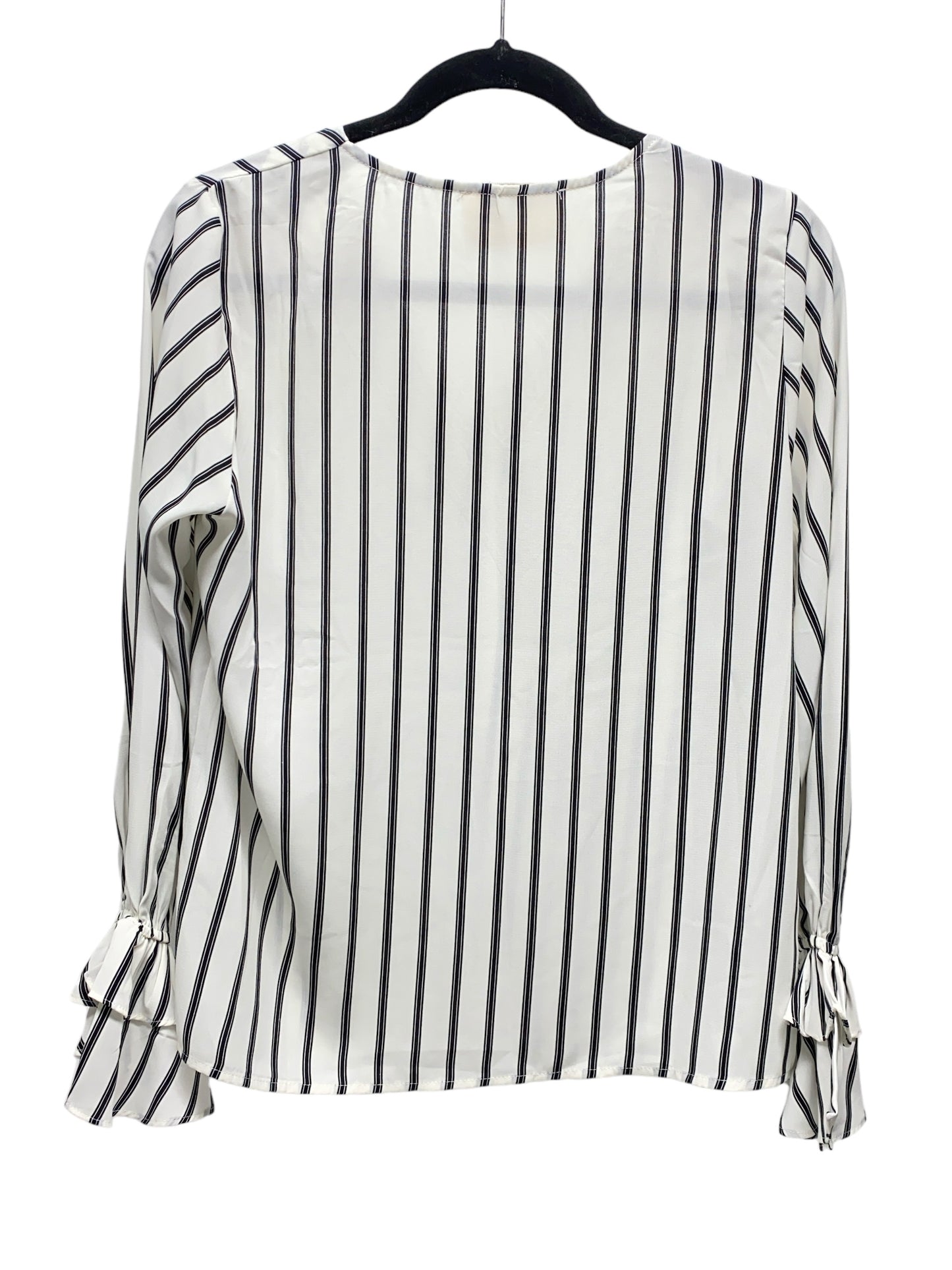 Blouse Long Sleeve By Savanna Jane In Striped Pattern, Size: S