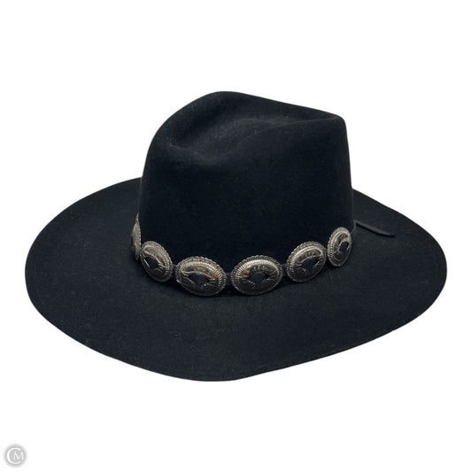 Hat Cowgirl By MICHAEL HOWARD